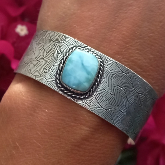 Genuine Caribbean Larimar Sterling Silver Cuff - Picture 4 of 5